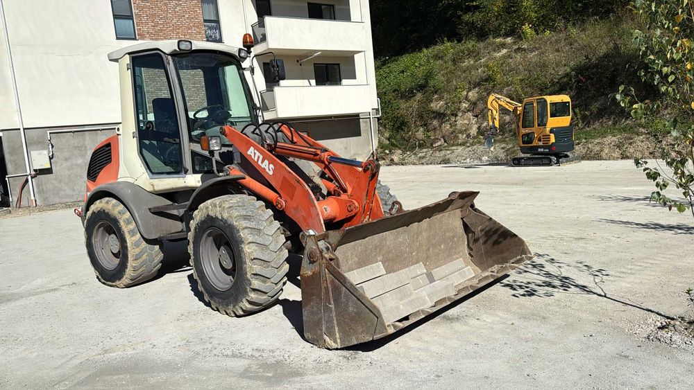 Incarcator frontal  Vola ATLAS AR70