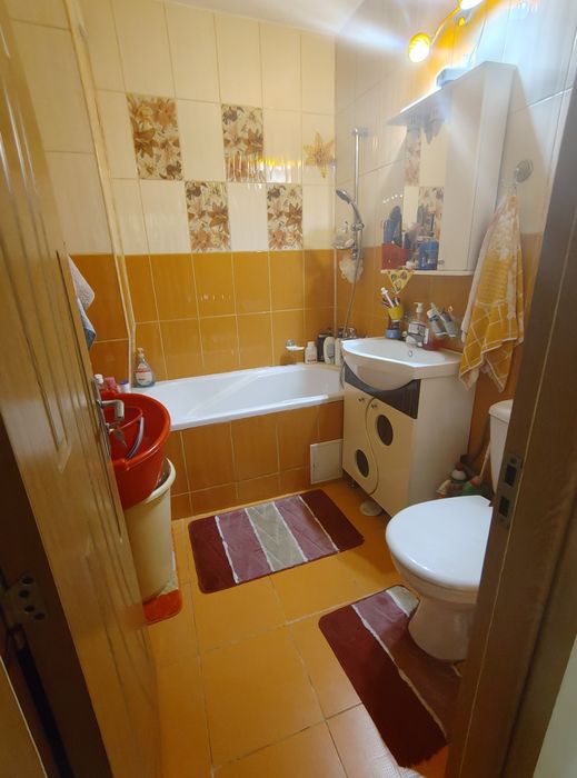 Vand apartament 2 camere vasile alecsandri 39  bacau bloc 1980