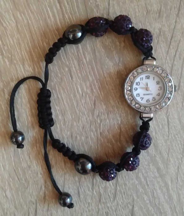 Ceas de damă cu mărgele Shamballa