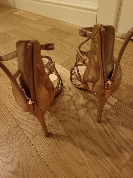 Sandale Aldo mărime 37