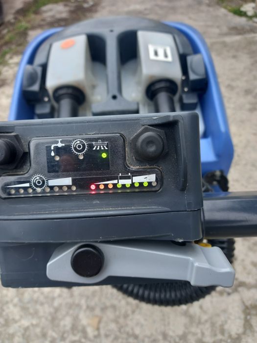 Подопочистваща машина Numatic 4бр.