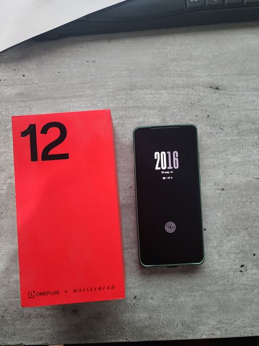 One plus 12 Global 512