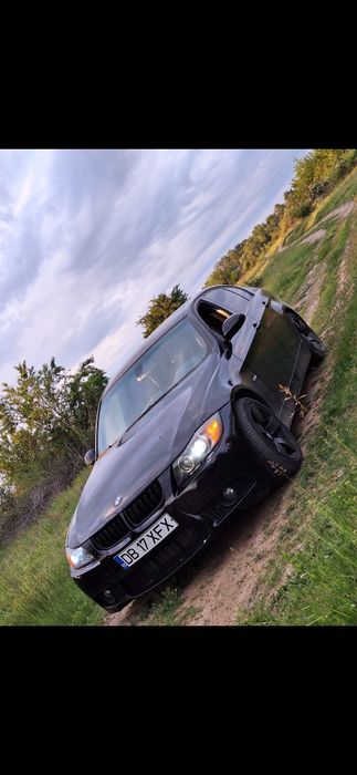 Vând e90 320d automat