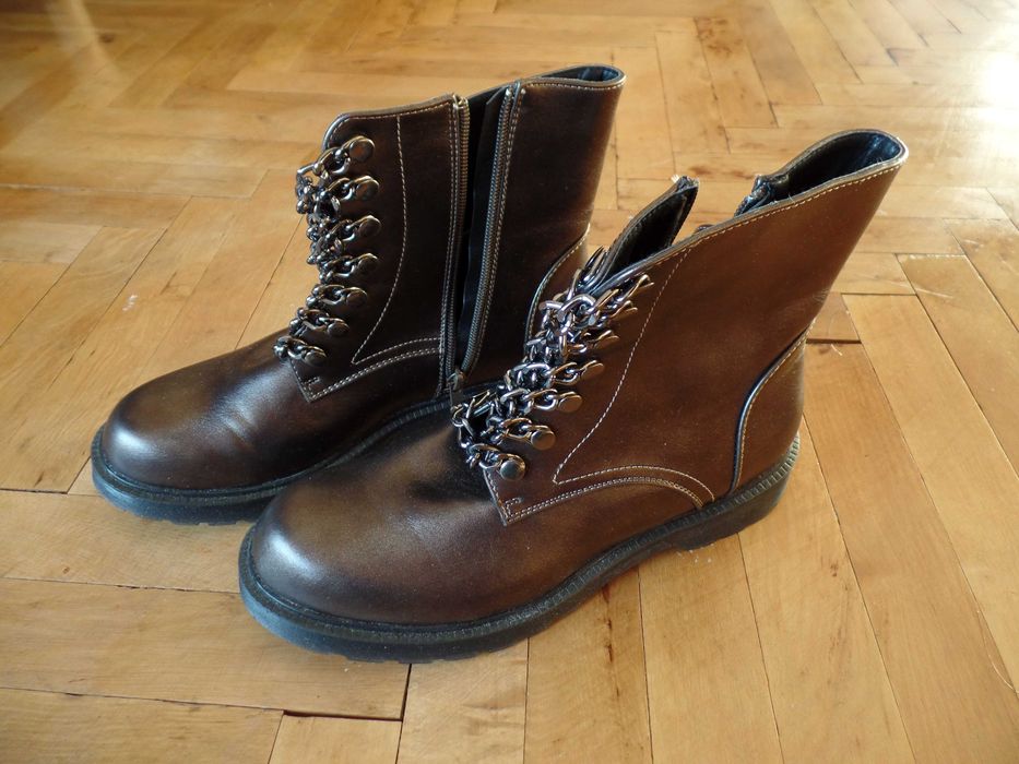 Сребърни зимни дамски обувки 40