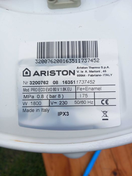 Vand boiler electric .