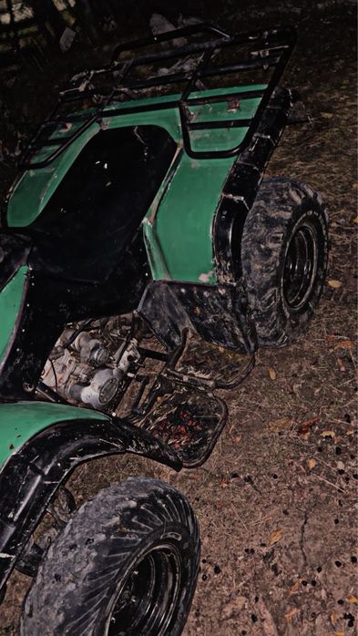 Vând atv de 250cc