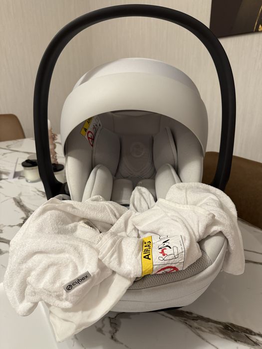 Scoica auto cybex cloud T I Size PLUS si husa de vara Cybex