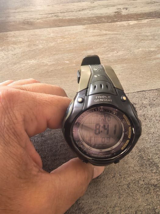 Casio pro-trek prg-70