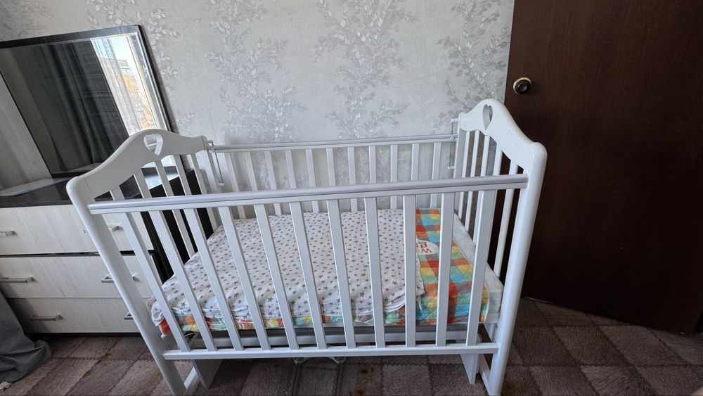 Продам детскую кровать за 35000