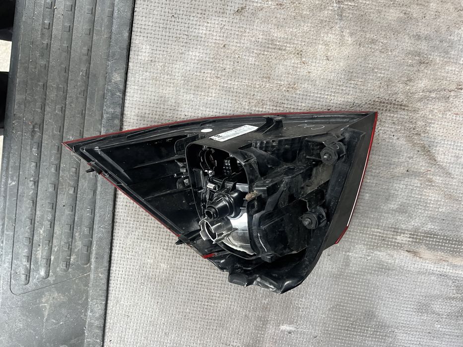 5 броя ляв и 1 брой десен стоп VW Golf 7 (2012-2020)