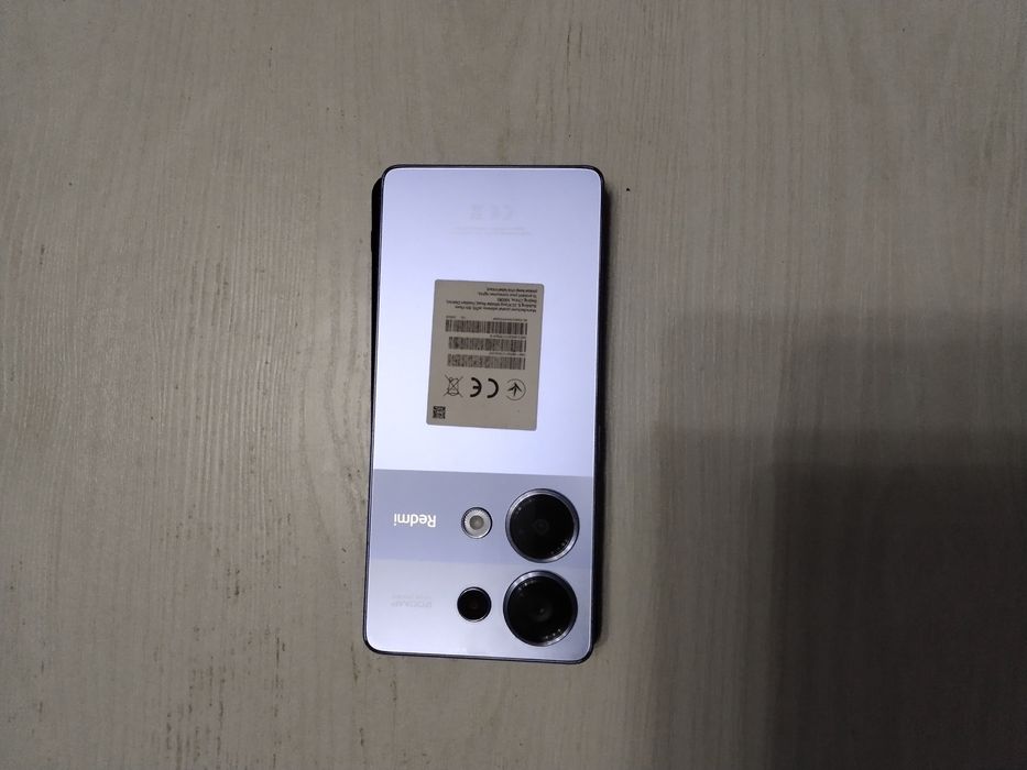 Telefon Redmi Note 13 pro 8/256gb holati ideal