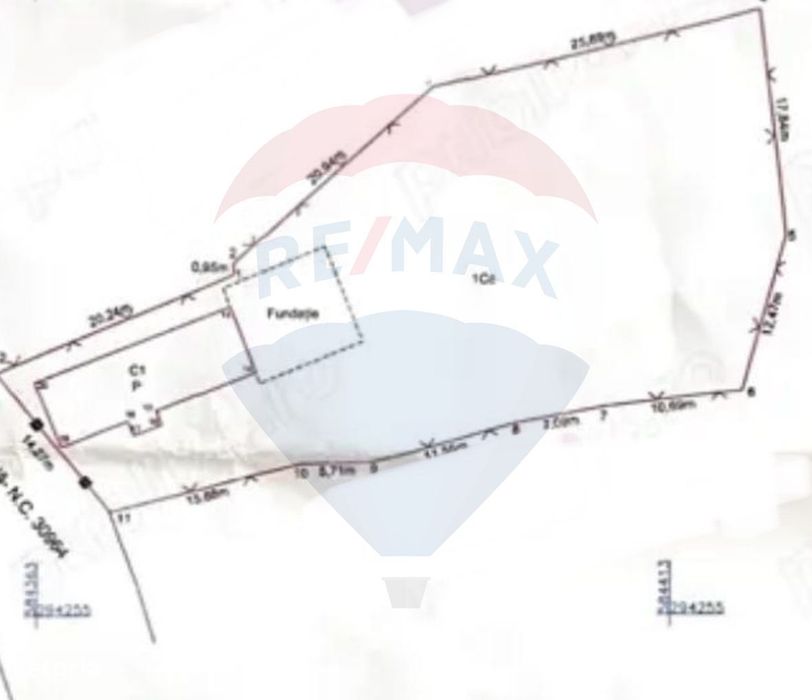 Casă  cu 3 camere de vânzare în zona Central