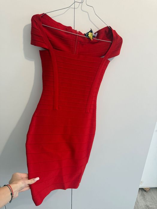 Дамска червена рокля