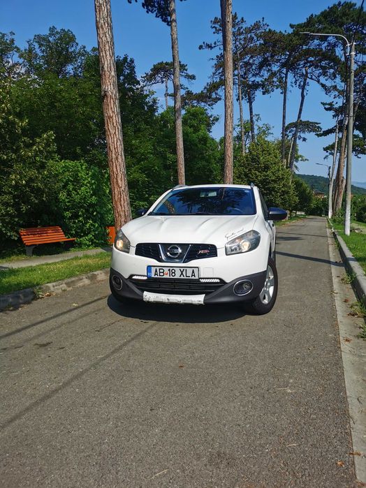 Vând Nissan Qashqai