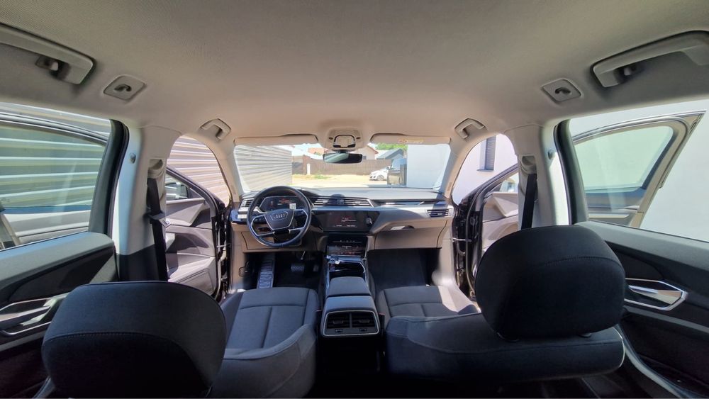 Vand Audi E-tron 50. TVA inclus