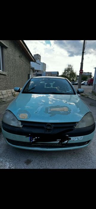 Опел Корса Продава се на части.