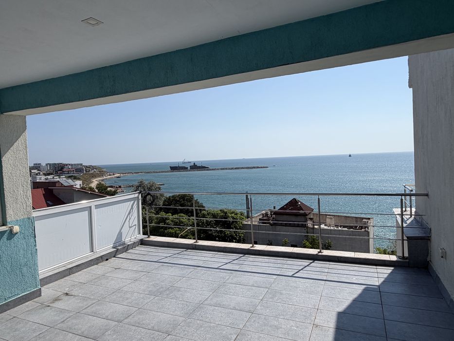 Apartament Costinesti vedere frontala la mare cu parcare