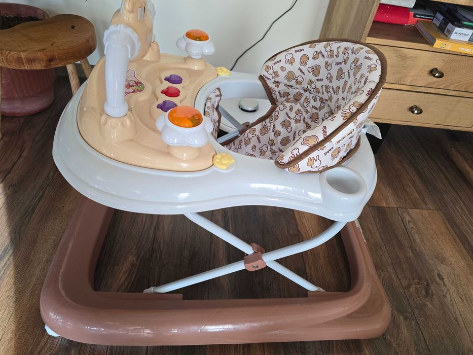 Проходилка за бебе