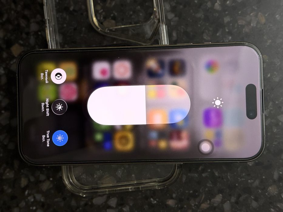 IPhone 15 pro 128 gb