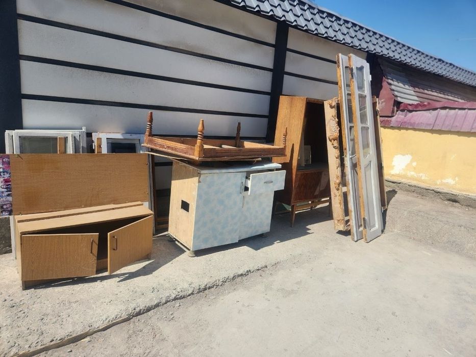 Продам стол не дорого