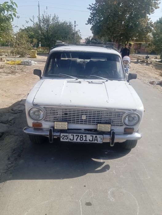 Vaz2101 sotiladi