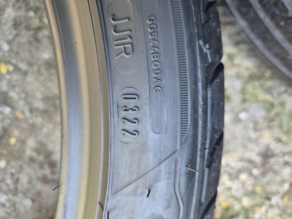275 35 19 O BUCATA Anvelopa de vară Goodyear Runflat Eagle F1