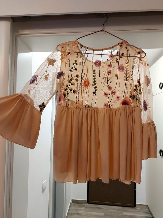 Vand rochii + bluza roz pudra