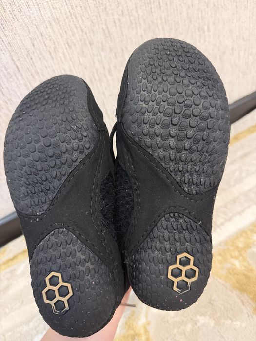 Продам борцовки RUDIS в хорошем состоянии.