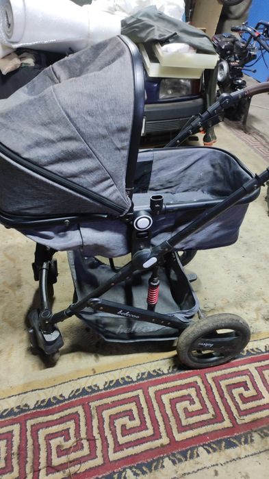 Продам коляску в отличном состоянии