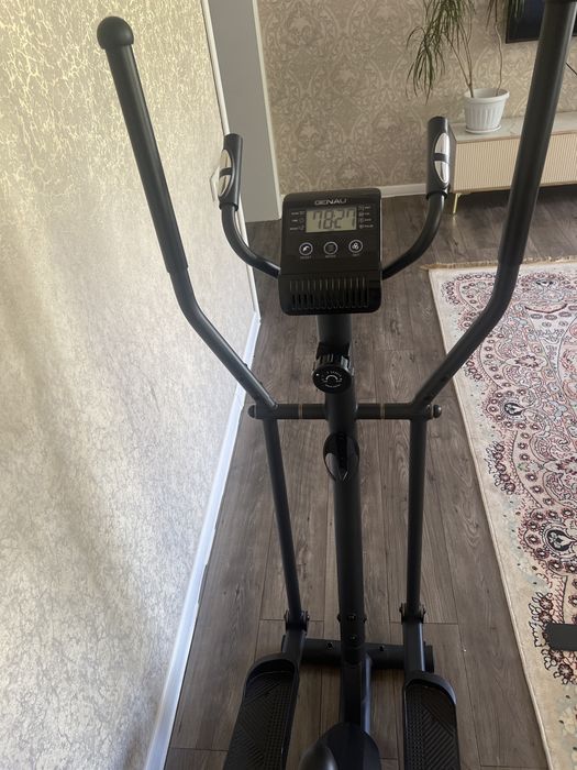 Эллиптический тренажер Genau SCM-Trainer B
