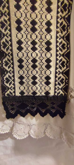 Costum popular banat femei