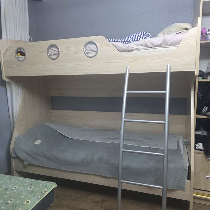 Кровать в детскую