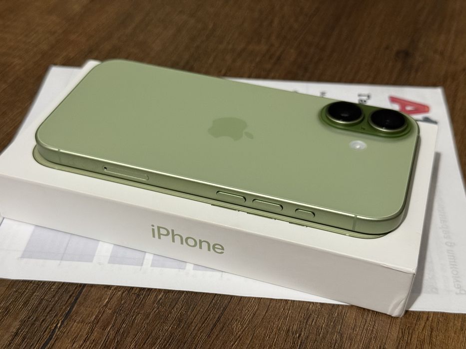 iPhone 17 3 зареждания А1 гаранция!!!
