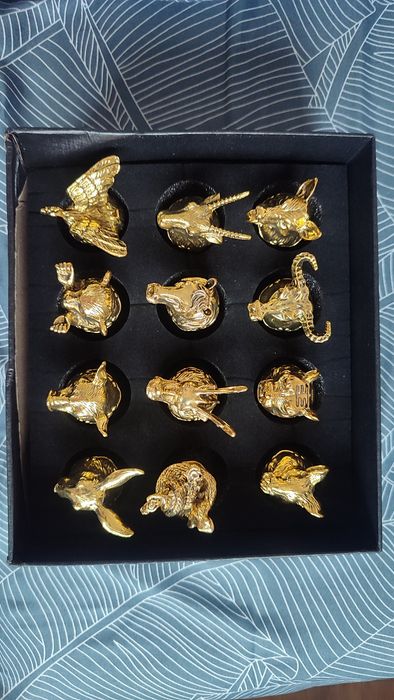 Продается набор рюмок (коллекционные)