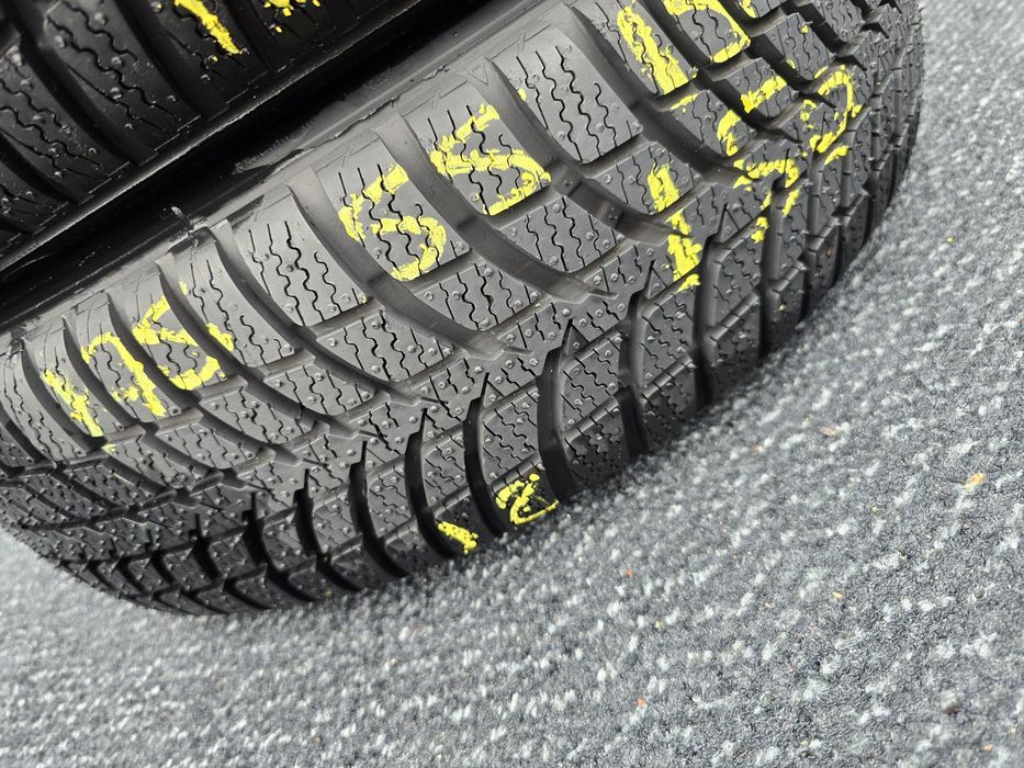 155 60 15 kumho m+s 8mm