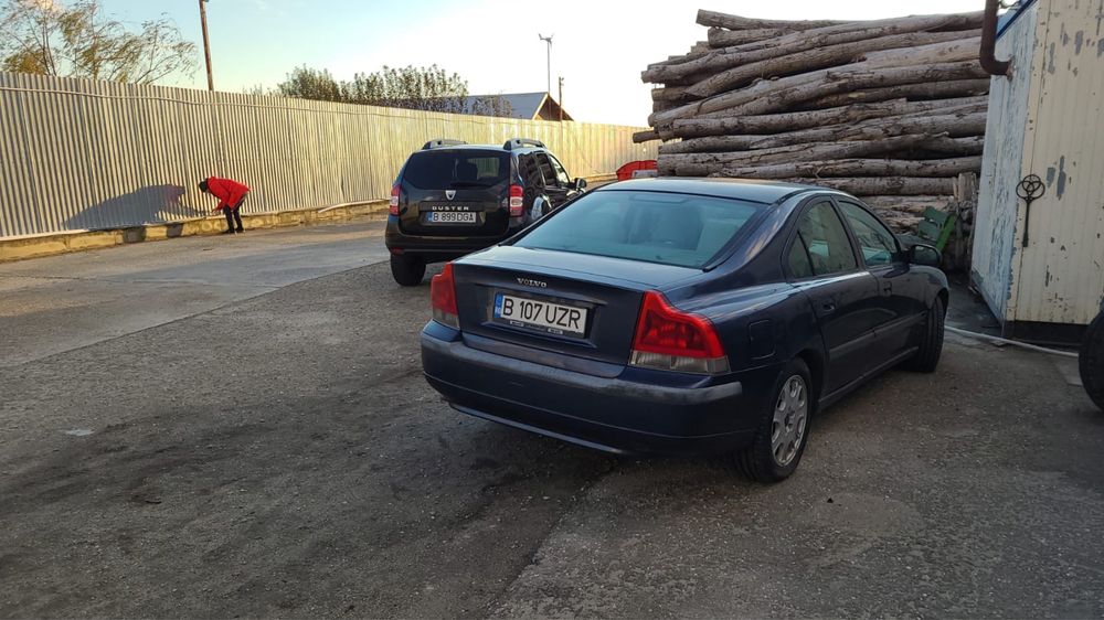 Volvo S60 functional INTREBARI LA NUMARUL  ATASAT!!!