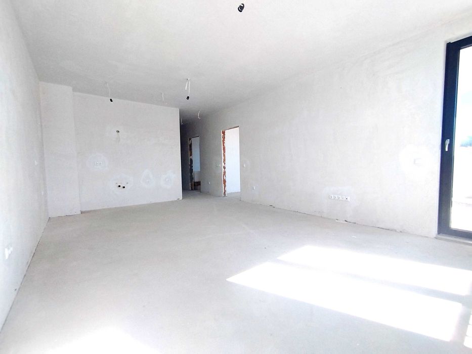 Продава се Тристаен апартамент в Перник, Център - 111 кв.м за 1415 €/кв.м - Снимка #9