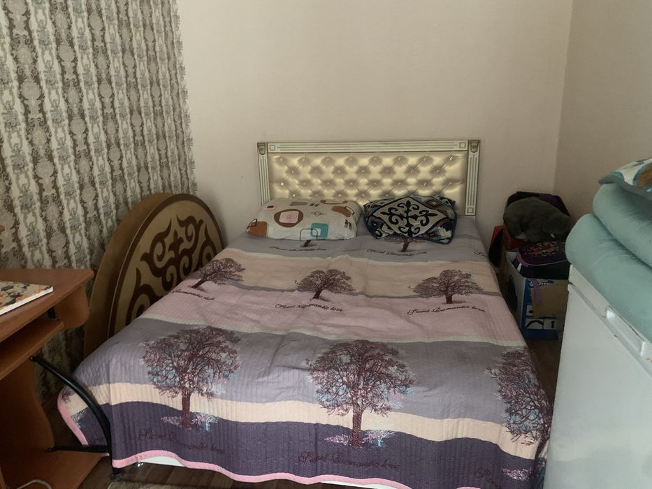 Продам  кровать 160:2