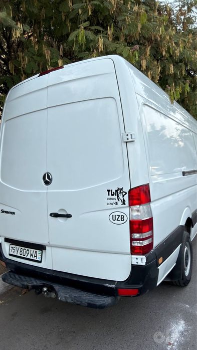 Mercedes Sprinter sotiladi