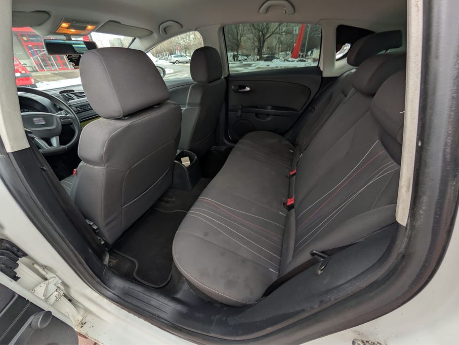 SEAT Leon 2013 — imagine 3