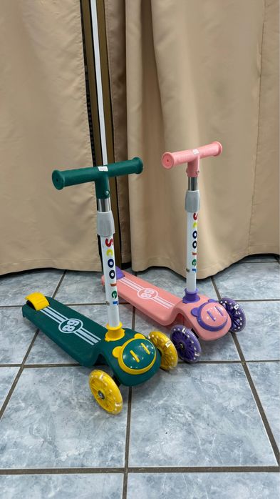 Продам детский самокаты