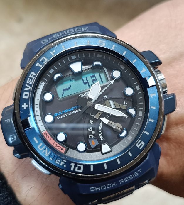Casio g shock GWN-Q1000