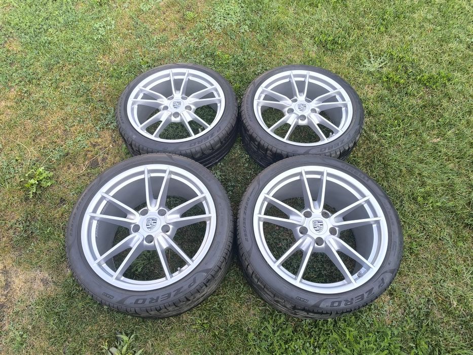 Porsche 911 992.1 Спорт пакет 19 и 20 цола