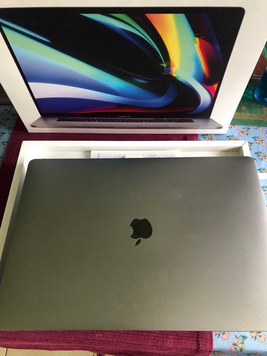 Macbook Pro 16' I7 2,6GHz, 16 Gb RAM, 512 GB SSD,  A2141-2020