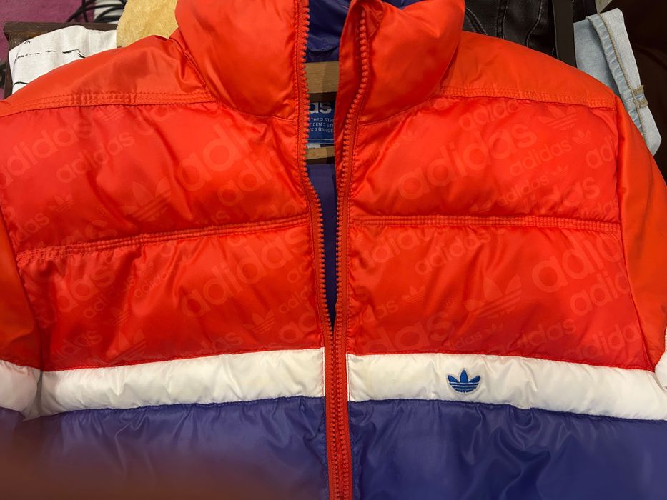 Яке адидас бутиково