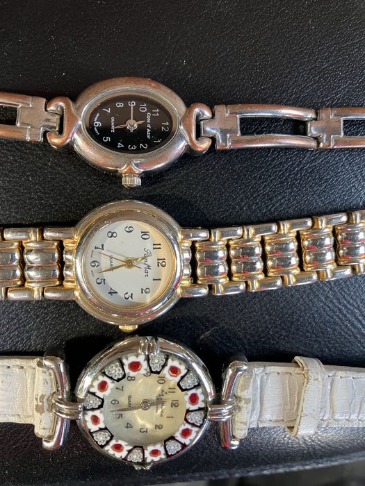 Лот  от дамски часовници