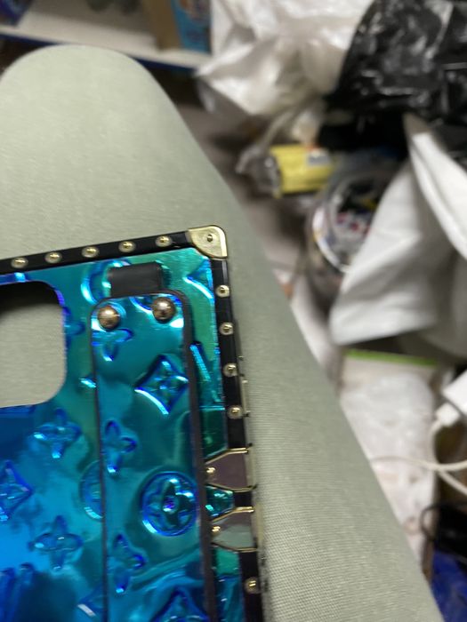 Чехол б/у на айфон 11 pro