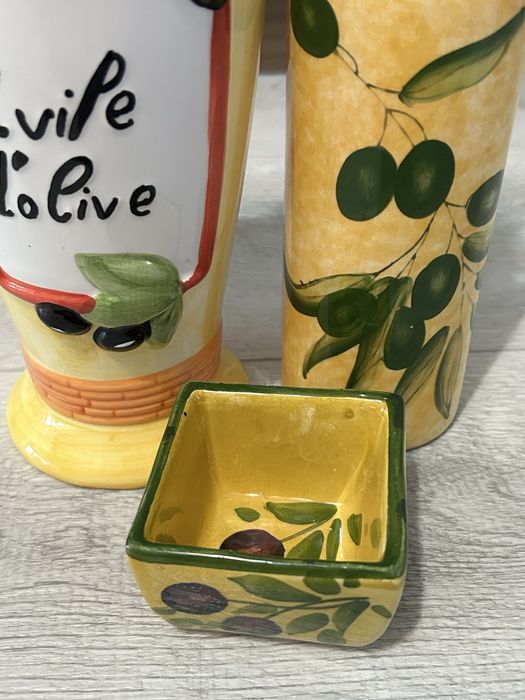 Керамичен  италиански комплект за зехтин и маслини
