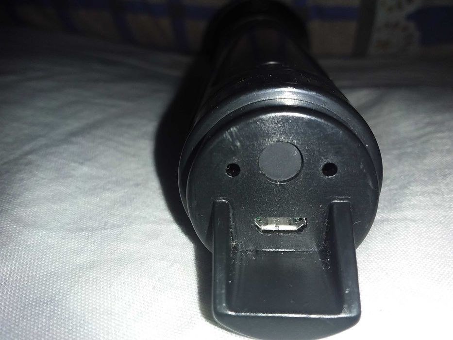 ОДИН Микрофон Караоке SDRD SD-306 bluetooth в Отличном Состоянии