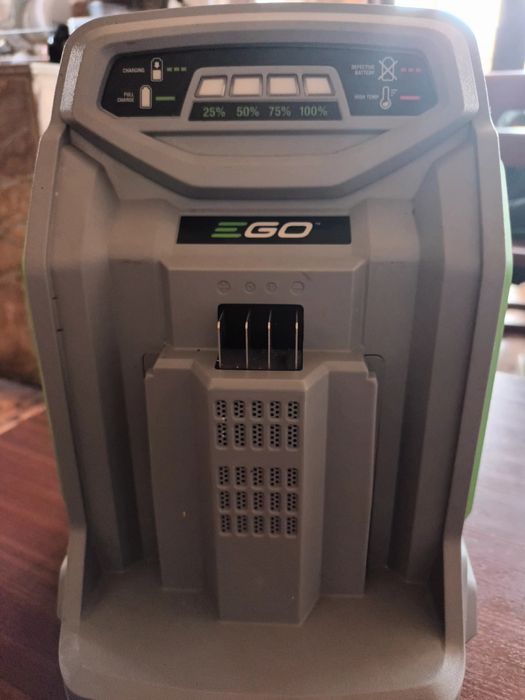 Бързо зарядно EGO в гаранция!
